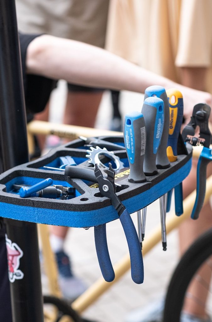 a bunch of tools that are on a rack
